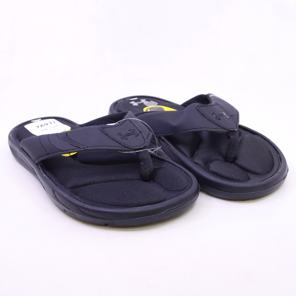 Girls under armor clearance flip flops